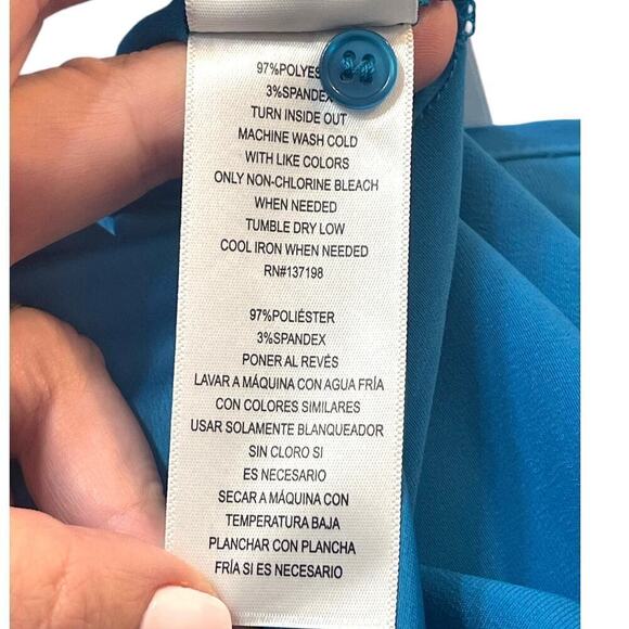 Nina Parker Womens Size 0X Blue Colorblock Button Down Blouse Long Sleeve NEW - Picture 6 of 7